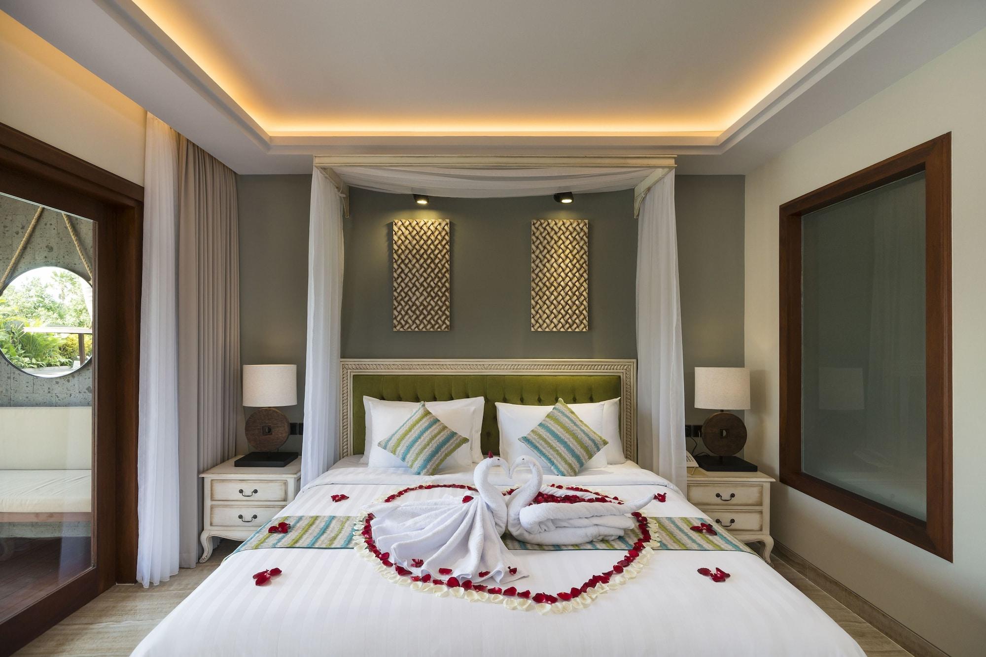 Sense Canggu Beach Hotel Экстерьер фото