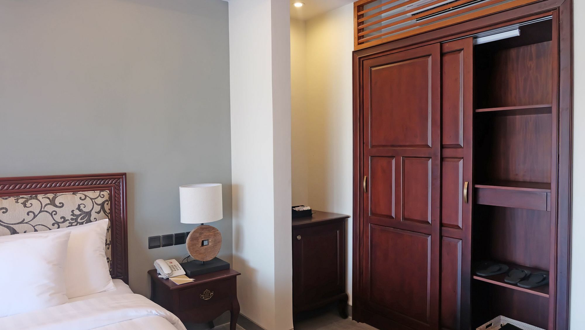 Sense Canggu Beach Hotel Экстерьер фото